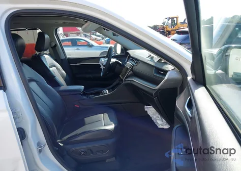 2023 Jeep Grand Cherokee L Limited 4X4 from USA, damaged, VIN 1C4RJKBG4P8813797